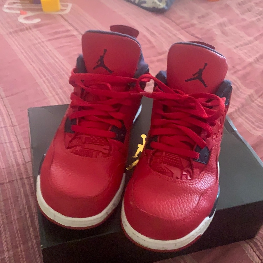 Jordan 4 Retro(ps)